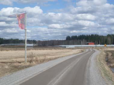 Maa- ja metsätaloustoiminnan rajaama tiejakso alkaa valtatieltä 8 (tieosoite 17861 1/0 1/574). Tieympäristö on osin luonnonmetsän, osin istutetun puuston rajaama.