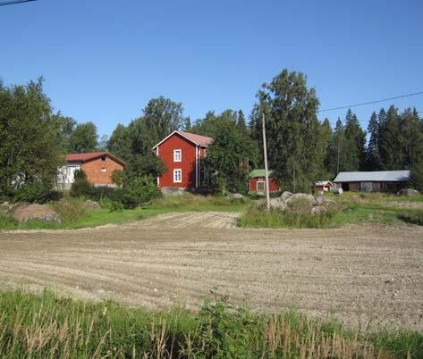 Asutus tänä päivänä koostuu rakennuksista, jotka ovat peräisin 1800-1900-luvuilta. Rannan viereisellä Näsbackenilla talot ovat tiheässä, kun taas Kotisarantien tontit ovat huomattavasti suurempia.