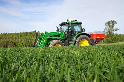 38 LANNOITTEET Ota täysi hyöty lannoituksesta Kasvin käytettävissä olevat ravinteet määräävät pellolta saatavan sadon määrän ja laadun, kun pellon peruskunnosta on huolehdittu.