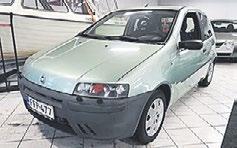 21200 Honda ACCORD 2,0 Comfort 4d -11 45 tkm, 1 om., Vähän aj., Toyota AYGO 1,0 VVT-i + 5ov MultiMode -10 48 tkm, Autom. 9800 13400 Huippusiisti, Täyd. merkkiliikk.