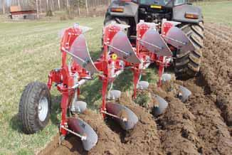 Agrolux MRWT/S keskiluokkaan ja se on mitoitettu enintään 160 hv traktoreille.