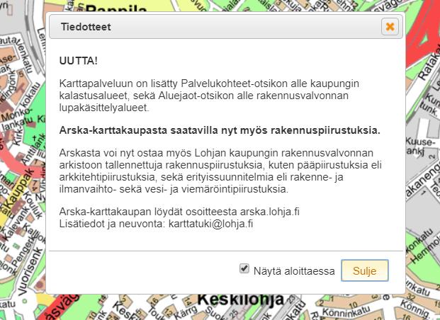 Aineistojen laittaminen päälle ja pois päältä onnistuu sekä kuvan vasemmalla puolella olevasta menupuusta, että oikealla olevasta karttaselitteestä, josta näkyy mitkä kaikki pohjakartat ja aineistot