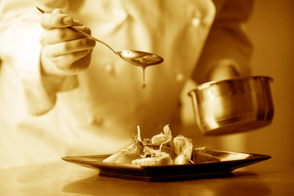 HoReCa Ammattitaitoista henkilökuntaa oikeaan aikaan. Hotelli- ja ravintola-ala työllistää vahvasti, ja StaffPoint on Suomen suurin HoReCa-toimialan henkilöstöpalveluiden tarjoaja.