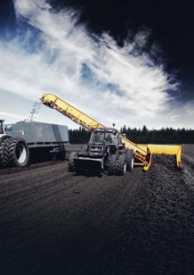 Karheejan voimansiirto on hydraulinen, jossa hydrauliikkapumppua pyöritetään traktorin voimanottoakselilla. TEKNISET TIEDOT KA-4.