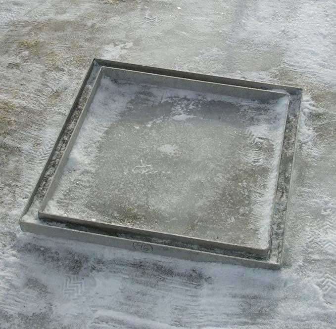 N 2 O flux (µg m -2 h -1 ) N 2 O soil concentration (µl l -1 ) 14 12 1 8 6 