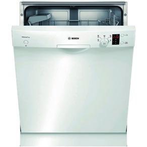 Täyttömäärä 8 kg ja linkousnopeus max. 400krr/min. 249, Upo Upo CM6001 Perinteinen liesi Energialuokka A. AquaClean -puhdistustoiminto.