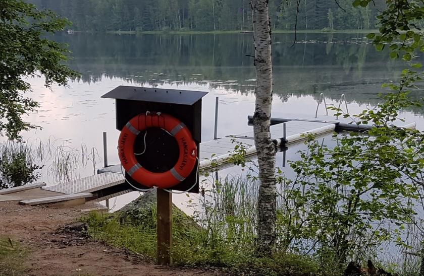 Venootin penkki, melat ja airot löytyvät puuvajasta,
