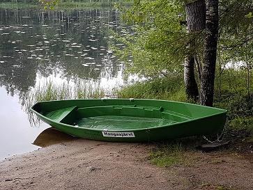 takkahuoneesta lipaston laatikosta.