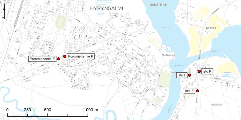 Kuva 22. Pysäkkipari Poromiehentie E/P ja kolmen pysäkin yhdistelmä Isto E/L/P Hyrynsalmen taajamassa. Taustakartta: MML Taustakartta.