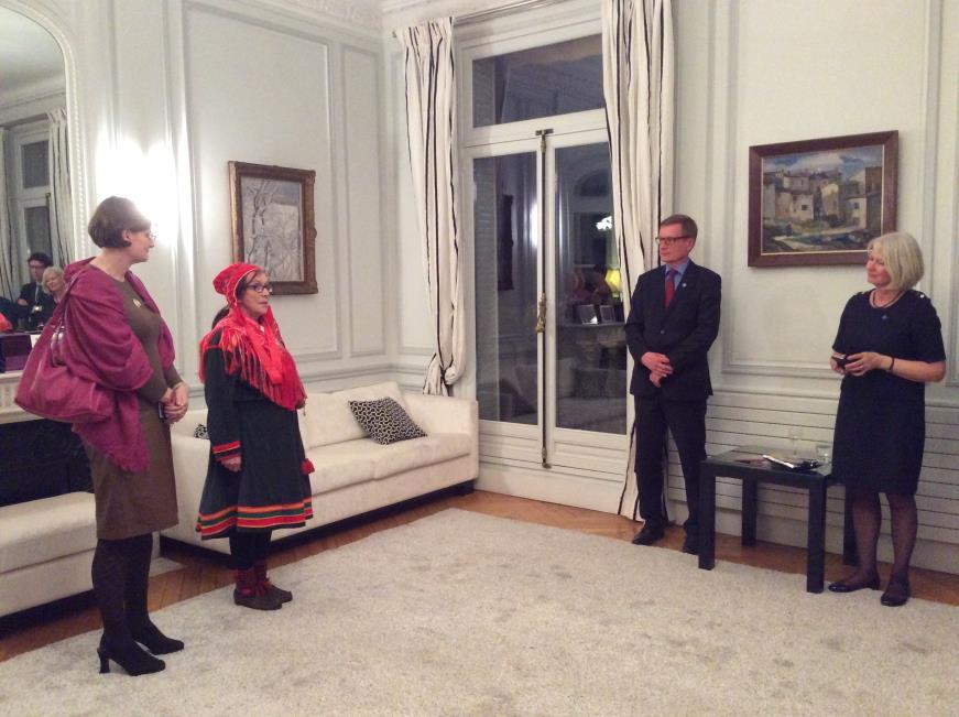 Osa hanketoimijoista tutustui Suomen suurlähetystön tiloihin perjantaina 3.3. Suurlähettiläs Piipponen järjesti vastaanoton 4.3. residenssissään.