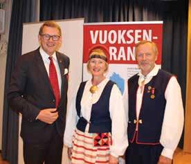 Vanhasen mukaan Suomella on 100-vuotisen itsenäisyyden lisäksi pitkä historia Ruotsin ja Venäjän vallan alla, jona aikana muun muassa tsaari myönsi Suomelle elinkeinovapauden.