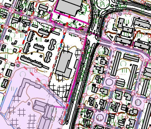 Tonttia sivuaa Lempäälään ja Valkeakoskelle johtava Kaarina Maununtyttärentie. Lähialueen palveluita ovat kaupan lisäksi Pikkolan päiväkoti ja yläasteen koulu.