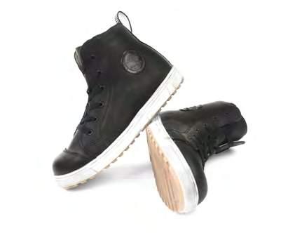 FM 9338-1 HIKER 20-42 J 10cm 243 Black Nappa S502 Black TR 171 White Nappa, 926 Red Nubuck S502 Black TR FM 9338 HIKER 20-42 J 10cm 260 Black Coated Split, 270 Black