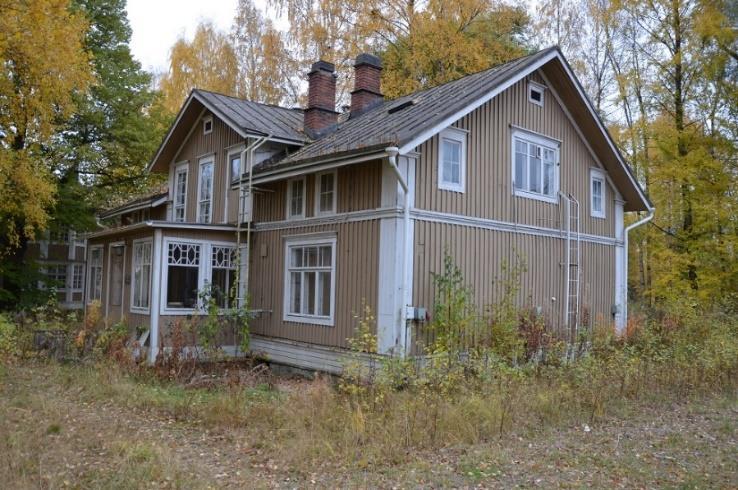 ) 2 krs 2 x 178 Kate saumapeli Vuoraus peiterima Sokkeli luonnonkivi harkko hirsi KULTTUURIHISTORIALLISET ARVOT Arvoluokat Rakennus Sisätilat Arvoalue Suositukset ei ole tarkastettu Nottbeckin