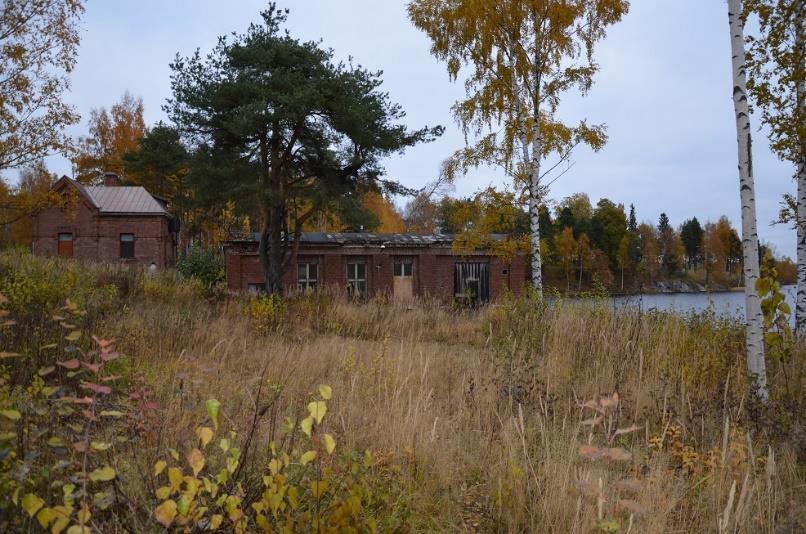 Rakennuksen käyttö pumppaamona loppui 1930-luvulla, kun vettä alettiin ottaa puuputkea myöten Jänislahdesta. Rakennukseen tehtiin ilmeisesti tuolloin (?