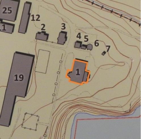 4 RAKENNUS 1: R1 TEHTAAN PÄÄKONTTORI, LIELAHDEN KARTANO RAKENNUSTIEDOT Nykykäyttö Historialliset käytöt Suunnittelija Valmistumisvuodet (muutosvuodet) Kerrokset Pinta-ala Julkisivumateriaalit Kantava