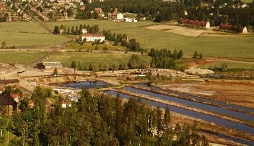 Ylhäällä