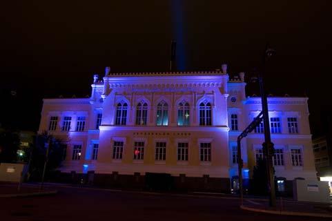 Tampereen ammattikorkeakoulun valoilmaisun opiskelijoiden suunnittelema ja toteuttama.