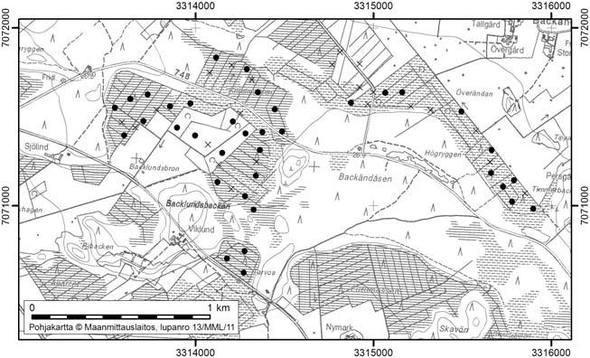 Kruunupyyssä tutkitut suot ja niiden turvevarat Osa 2 108. Kittelmossen Kittelmossen (kl. 2323 03, x = 7071,6, y = 3314,4) sijaitsee noin 11 km Kruunupyyn keskustasta itäkaakkoon (kuva 1).