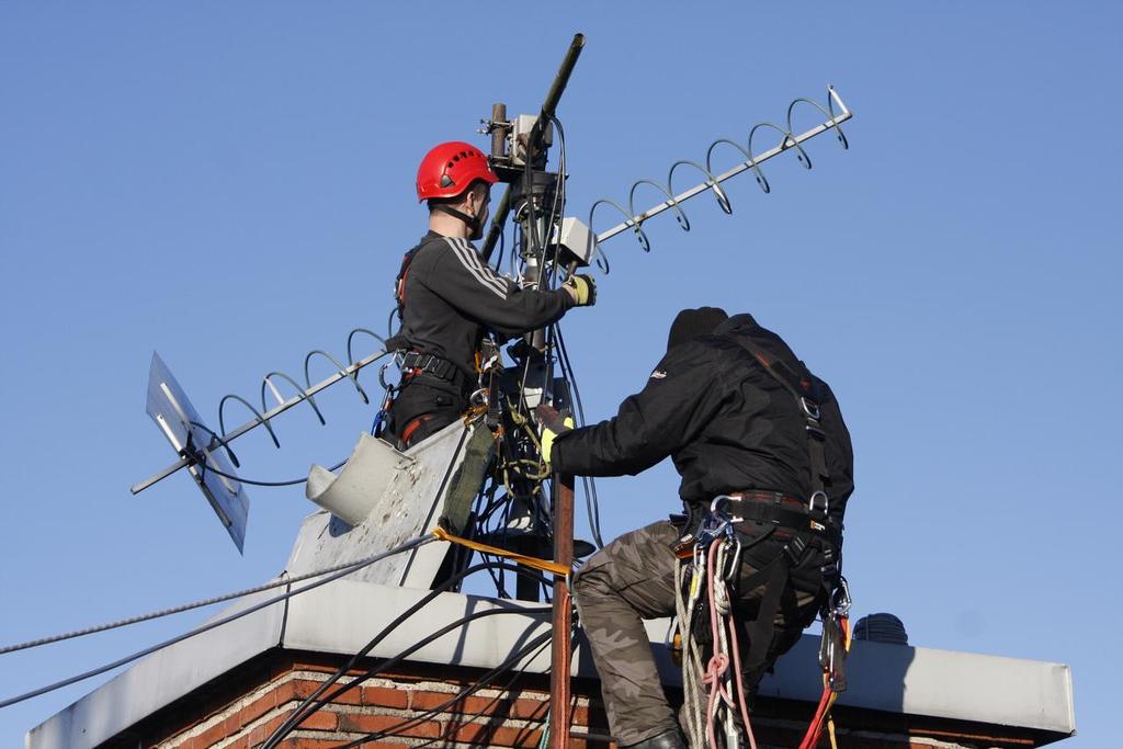 Rakentelu ja muu säätäminen Antennit Radiot ja muu elektroniikka Myös