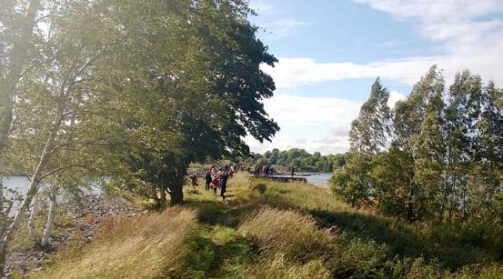 Vallisaari, Kuninkaansaari, Isosaari ja Kuivasaari tarjoavat kaupunkilaisille ja vierailijoille mahdollisuuksia Saaristo-Helsinkiin tutustumiseen.