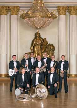 Thursday 2 August Finnish night FLIGHT OF ALBATROSS Air Force Big Band and Club for Five This night, too, contains a new show tailored for Hamina Tattoo: the best songs of the wide repertoire of Juha