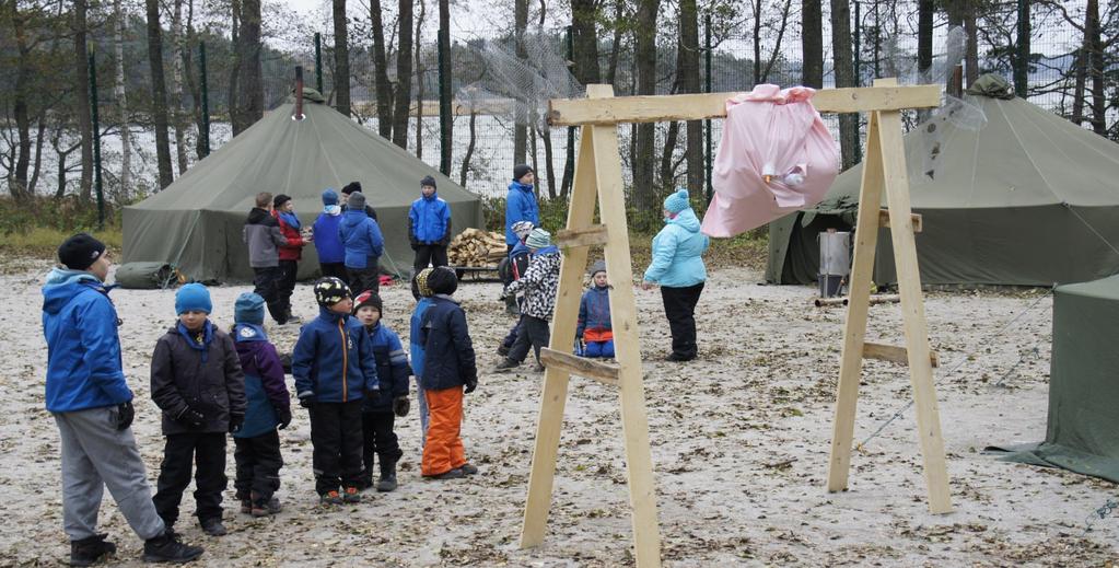 Näiden lisäksi leirille saapui puolustusvoimien Jurmo-luokan maihinnousualus, johon jokainen osallistuja pääsi tutustumaan, iästä riippumatta. Alus kulki jopa 32 solmua ja meno oli sen mukaista.