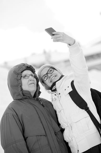 AJANKOHTAISTA Ystävänpäivänä olemme yhdessä yksinäisyyttä vastaan Ystävänpäivän Nähdään-kampanjalla keskustelemme yksinäisyyden kokemuksista ja vaikutuksista ympäri Suomen.