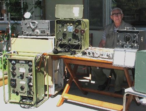 Perinneradiot Perinneradiolla tarkoitetaan PRT:ssa Suomen tai jonkun muun maan armeijan käyttämää tai sotilaskäyttöön tarkoitettua, tyyppinä käytöstä poistettua radiolaitetta toisen maailmansodan