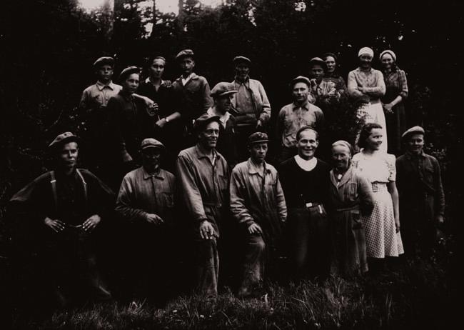 Vasemmalta eturivissä Urho Myllymäki, Ale Viitanen, Jukka Salo, Viljami Paakkinen, Kalevi