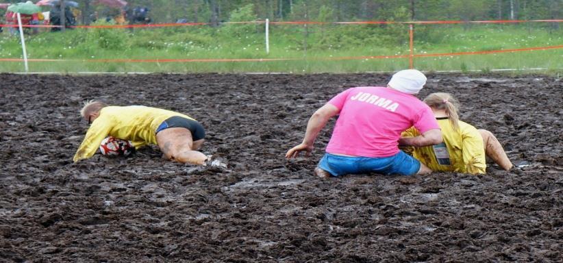 TOIMINTAJAOSTON TOIMINTAA 2018 Hankipallo ja suopotkupallo 2018 MM-kisat FC A-kilta - Umpihankifutiksen MM-kisat 2018 järjestetään 3.2.2018 Hyrynsalmella. - Suopotkupallon 18.