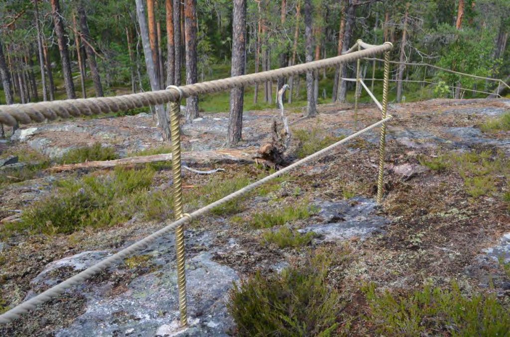 Kuva: Metsähallitus/Joel Kauppinen Kuva 26. Värikoodattu merkintä. Kolme reittiä samassa paikassa.