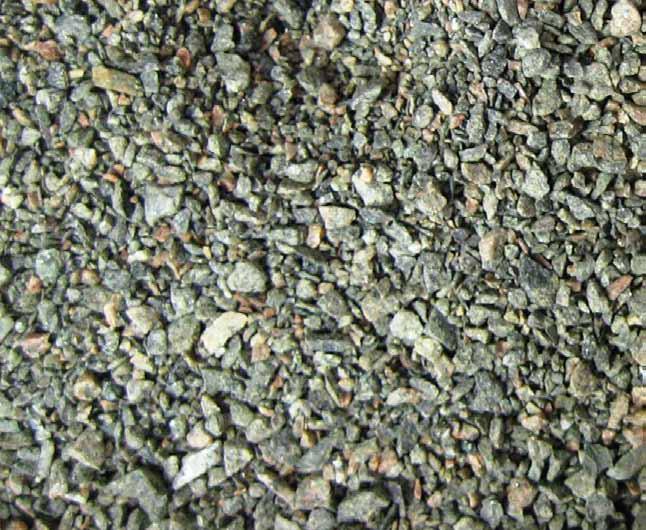 Päällysteen ja talvihiekoituksen kiviainesten mineraalikoostumuksia on käsitelty yksityiskohtaisemmin luvussa 1.4.