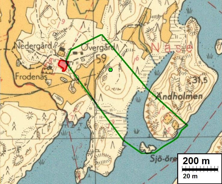 6 Ote peruskartasta v. 1964. Päälle piirretty tutkimusalueen raja vihreällä, sekä v. 1782 Näsen tonttimaa punaisella ja havaittu rajamerkki vihreällä pallolla.