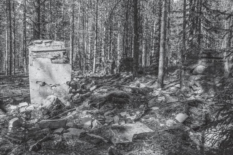 tuhoamiselta. Lähistöllä oli myös suomalainen betonivalimo ennen sotaa ja sodan aikana.