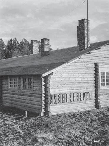 Luftgaustabin toimisto Viirinkankaalla. Kuva: SA-kuva. tymaata (Uusihirttiön alue) sähkötysaseman rakentamiseen 1.5.1944 alkaen. 614 Kommandierender General d.