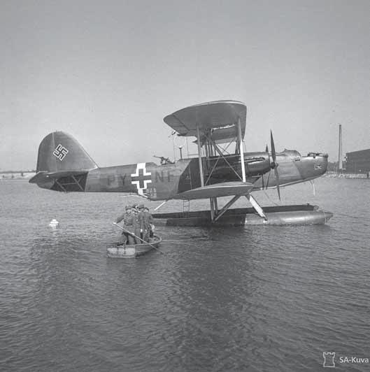 Vesilentotukikohta perustettiin kesällä 1941 yhteys- ja kaukopartiolentojen keskukseksi.