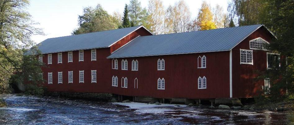 1920-luvulla Sahalan julkisivut muutettiin korvaamalla saumarima keltaisella vaakaponttilaudalla ja umpikuistit avokuisteilla. Sahala peruskorjattiin ja muutettiin majoituskäyttöä varten vuonna 2010.