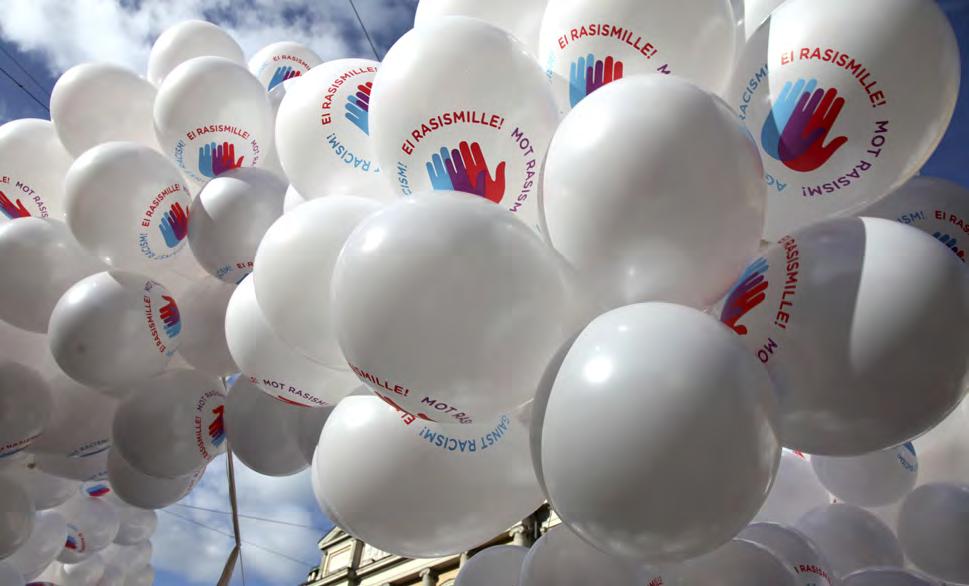 RASISMINVASTAINEN VIIKKO 19. 25.3.2018 Kiia Etelävuori Valtakunnallinen rasisminvastainen viikko on vaikuttamiskampanja Jokainen on vastuussa omista valinnoistaan ja asenteistaan.