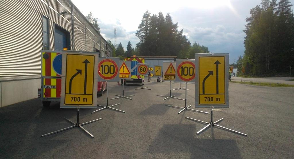Käsitteet Pääreitti on tie tai tieyhteys, jonka liikennöinti halutaan varareitillä turvata. Pääreitin liikennöintihäiriöt ovat joko ennakoimattomia (onnettomuudet tms.