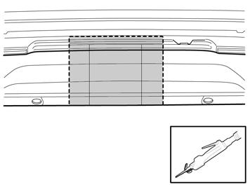 IMG-260444 75 Koskee V70 R-design -mallia Sahaa puskurinkuoren alaosa soveltuvan merkinnän mukaan. Harmaa alue poistetaan.