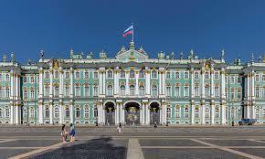 Linnoituksen katedraaliin on haudattu kaikki Venäjän tsaarit Pietari Suuresta alkaen, viimeksi sinne siirrettiin Nikolai II:n, Venäjän viimeisen