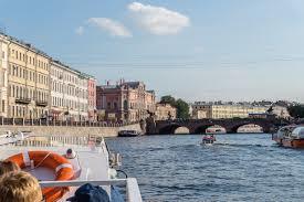 Pietarin valloittavat romanttiset keskustan sillat ja idylliset