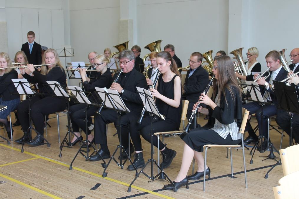 vapaa pääsy, käsiohjelma 10 Ti 24.4. klo 18.30 Seurakunnan puhallinorkestereiden kevätkonsertti, Tainionkosken kirkko, Johtaa Ismo Vänskä Su 6.5.