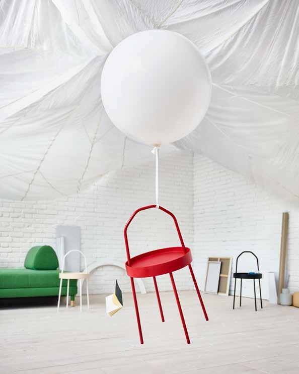 IKEA PRESS KIT / FEBRUARY 2018 / 4 PH148148 BURVIK-APUPÖYTÄ BURVIK-apupöydän katseen vangitseva muoto lisää olohuoneen design-kertoimia.