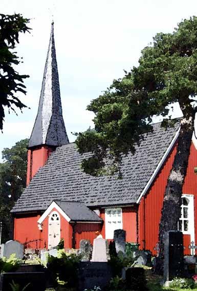 Kirkkoherranvirasto avoinna ma-ti ja pe klo 9-15, ke klo 9-14, to klo 9-17. YHTEISVASTUUKERÄYS ON ALKANUT 7.2. Yhteisvastuu 2016 torjuu nuorten syrjäytymistä Suomessa ja Ugandassa.