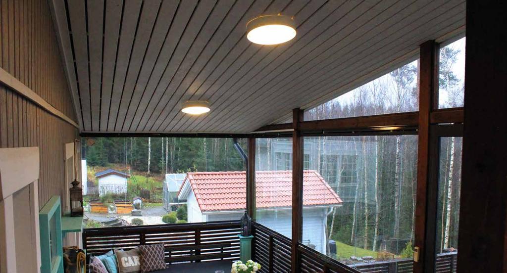 ECO320 LED ECO320 LED on edullinen IP44-yleisvalaisinsarja julkisiin kohteisiin ja asuinrakentamiseen. Kaksi tehovaihtoehtoa. Perus- ja PIR-liiketunnistimella varustetut mallit.