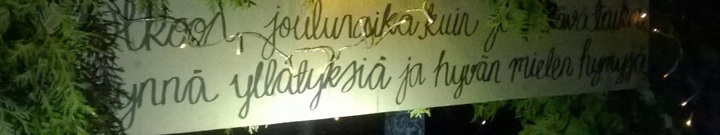 Lapsille jaettiin yllätyspusseja 122 kappaletta ja nuorimmille jaettiin heijastimia ja muutamat saivat Muumin retkeilyvuosi - julisteen.