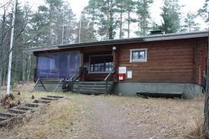 TEATTERI-KYLPYLÄMATKA 17.-18.2.2018 Teatteri-Kylpylämatka Varkaus-Leppävirta 17.2. - 18.2.2018. Varkauden teatterissa päivänäytöksenä komedia "LOMA".