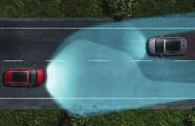 ¹) L 06 Dynaamisen kaukovalojärjestelmän Dynamic Light Assist ansiosta voit ajaa jatkuvasti kaukovaloilla nopeudesta 60 km/h lähtien häikäisemättä silti vastaan tulevaa liikennettä.